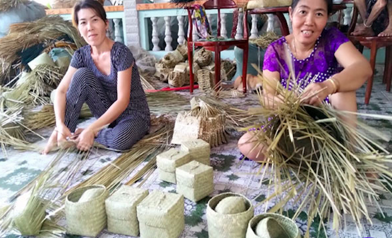Học nghề truyền thống để thoát nghèo
