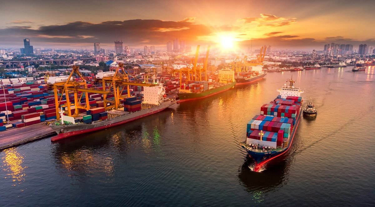 Kinh tế Việt Nam đã thoát ‘đáy’?