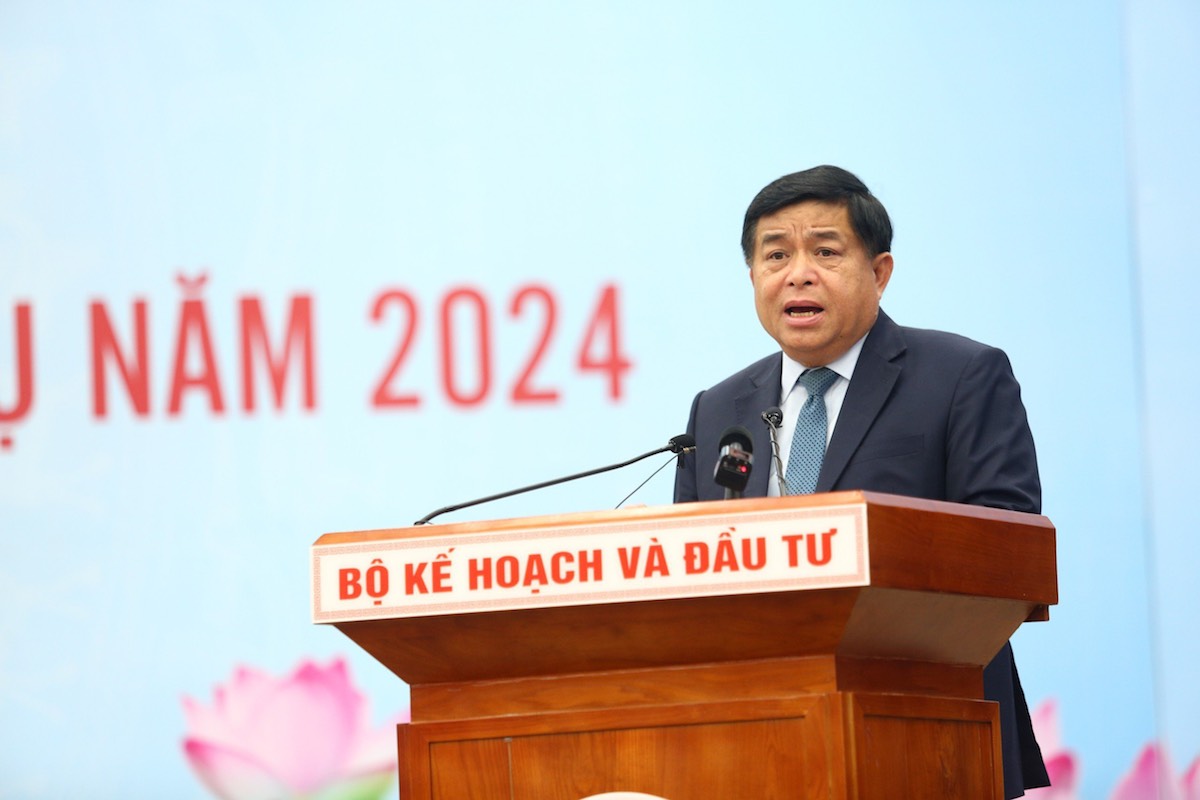 Ngành KH&ĐT và chuyện ‘tự lấy đá ghè chân mình’