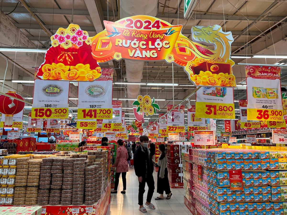 Bộ Công Thương dự báo sức mua mùa Tết Giáp Thìn 2024 tăng trên 10%