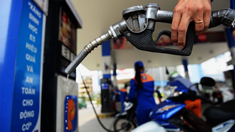 Giá xăng dầu sẽ được điều hành lần cuối vào ngày nào trong năm Quý Mão 2023?