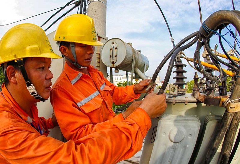 Bộ Công Thương ra 'tối hậu thư' cho EVN có kịch bản cung ứng điện cho miền Bắc