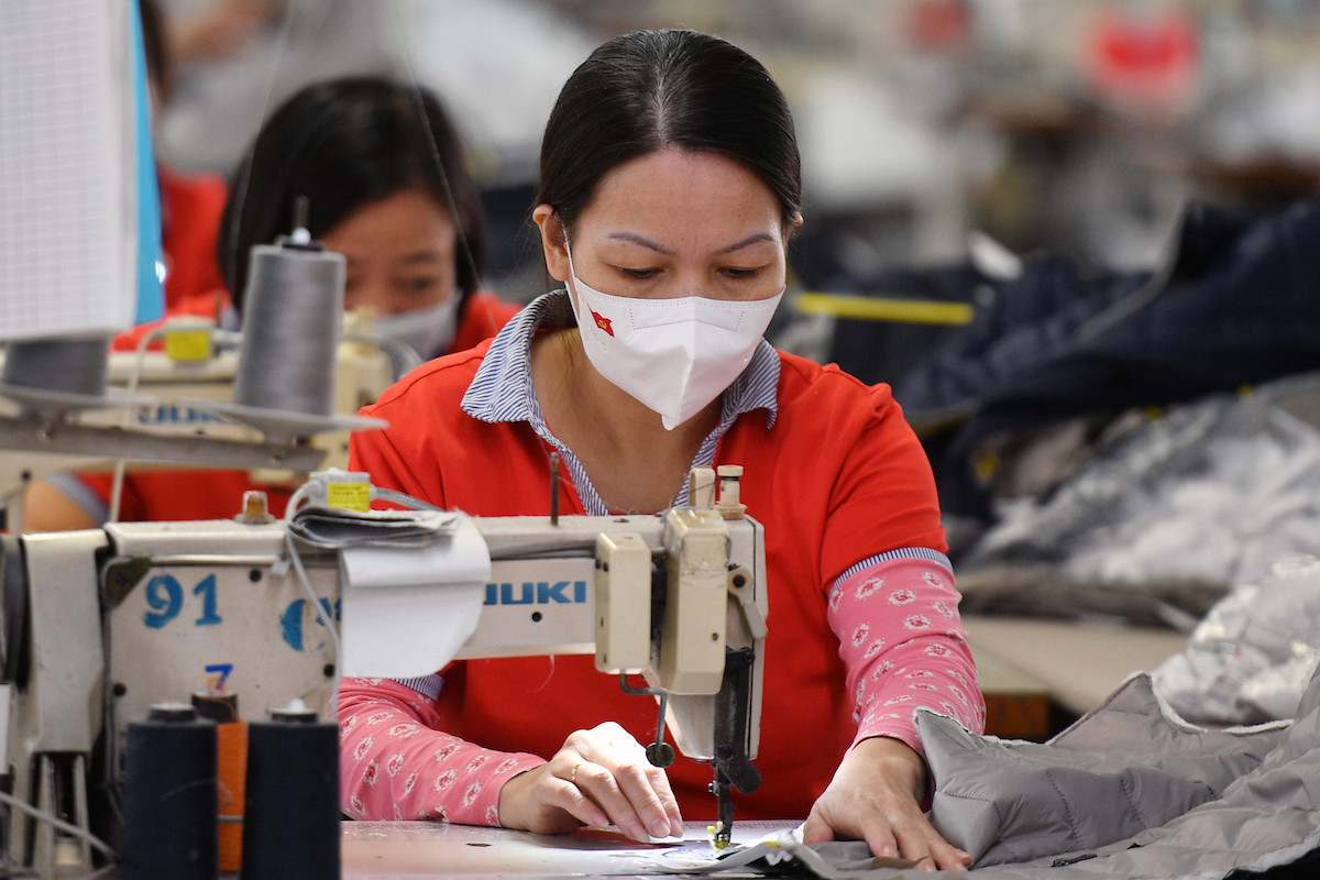 'Đường đua xanh' thách thức doanh nghiệp năm 2024