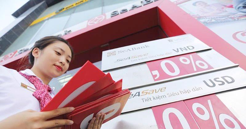 Ngân hàng phải báo cáo việc thực hiện công khai lãi suất cho vay trước ngày 23/2