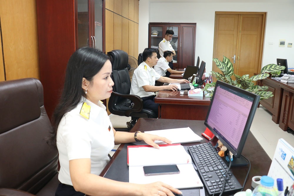 Nợ thuế quá hạn, nhiều doanh nghiệp lớn bị cưỡng chế hải quan