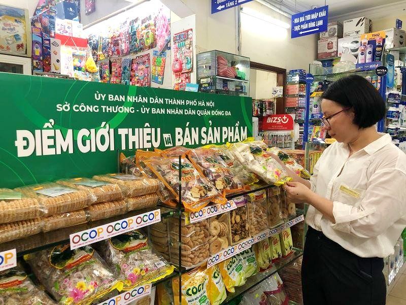'Cuộc chiến' đưa hàng vào siêu thị của HTX