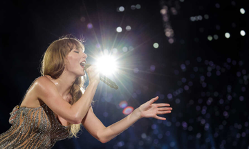 Thấy gì sau tour diễn mang về hàng trăm triệu đô của Taylor Swift tại Singapore?
