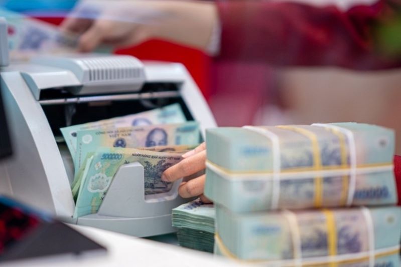 Ngân hàng Nhà nước hút 115.000 tỷ đồng tín phiếu trong bối cảnh áp lực tỷ giá USD/VND tăng