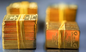 Chênh lệch giá mua – bán vàng miếng xuống còn 2 triệu đồng/lượng
