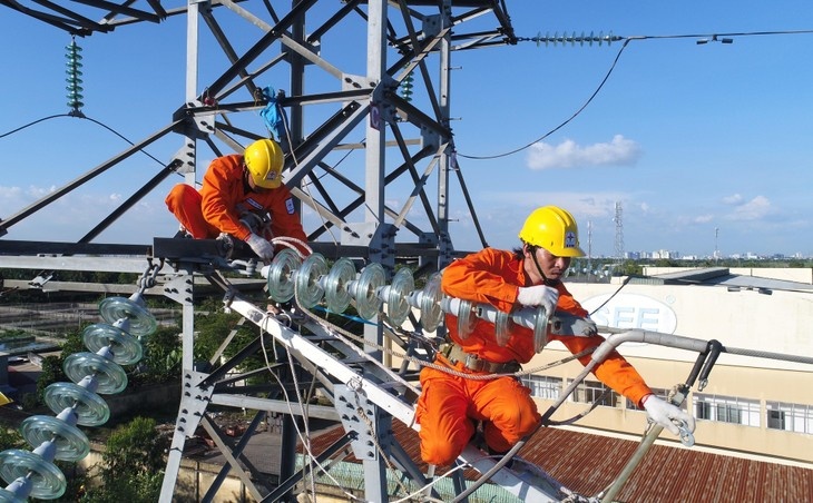 Việt Nam sẽ tăng nhập khẩu điện từ Lào, có thể lên 8.000 MW vào 2030