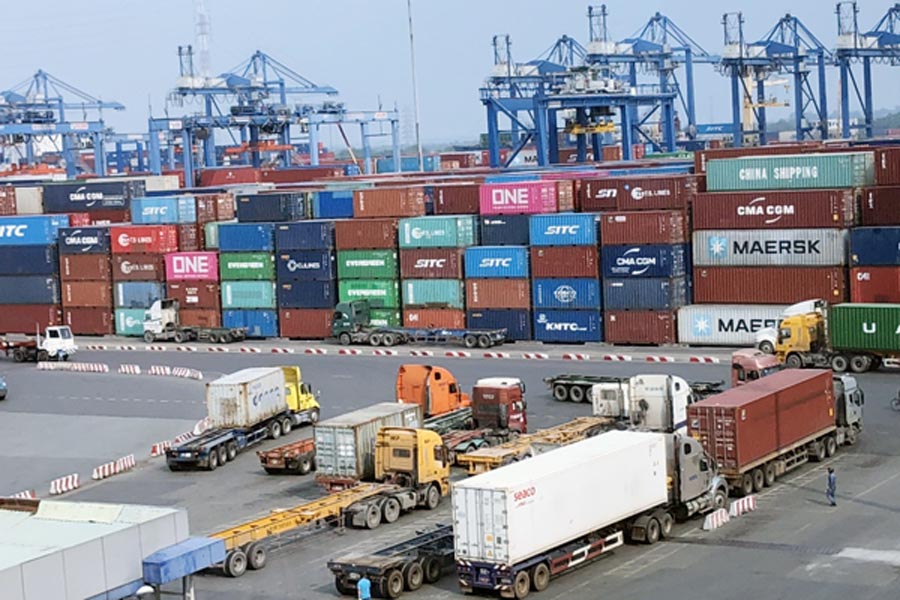 Xuất siêu hơn 8 tỷ USD trong 3 tháng đầu năm
