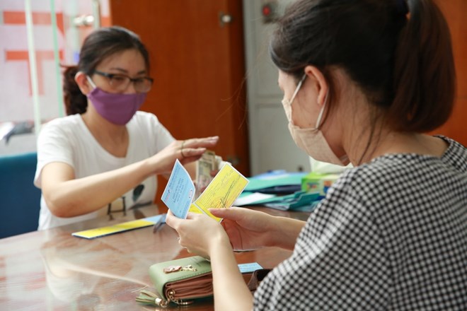 Khách hàng 'kêu khổ' vì thủ tục bồi thường bảo hiểm xe máy, Bộ Tài chính nói gì?