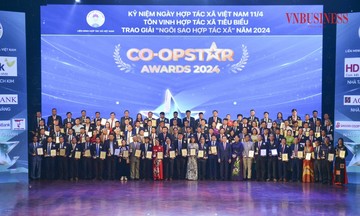 Tháng hành động vì Hợp tác xã năm 2024: Tôn vinh 100 hợp tác xã tiêu biểu và trao giải Ngôi sao HTX Việt Nam năm 2024 “CoopStar Awards 2024”