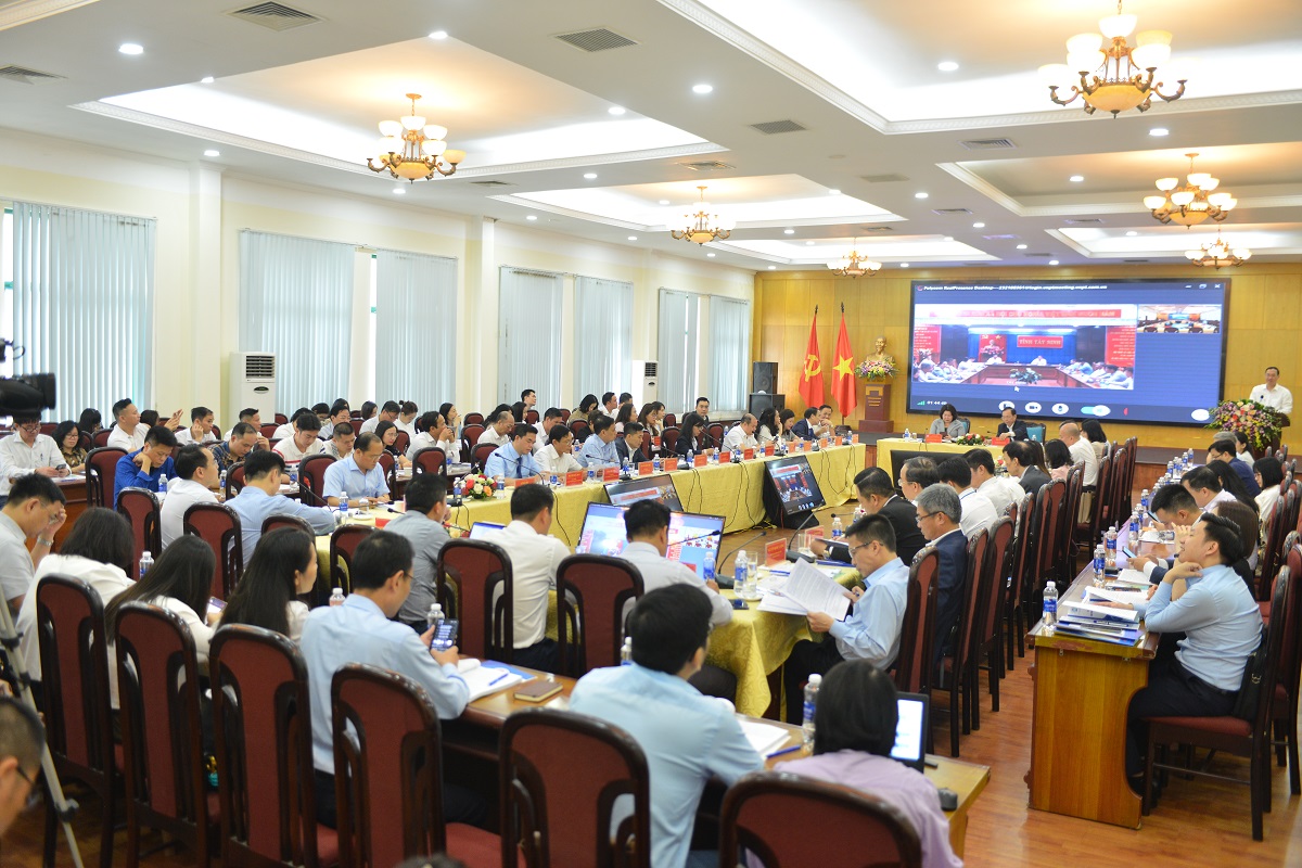 Tín dụng khu vực HTX, Liên hiệp HTX giảm 1,69% so với cuối năm 2023