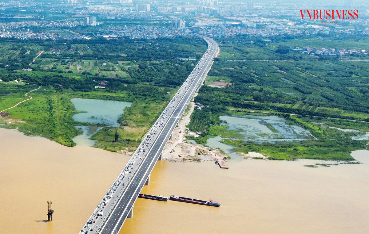 Cuộc đua thâu tóm quỹ đất của doanh nghiệp bất động sản và câu chuyện 'một nửa chiếc bánh mì'