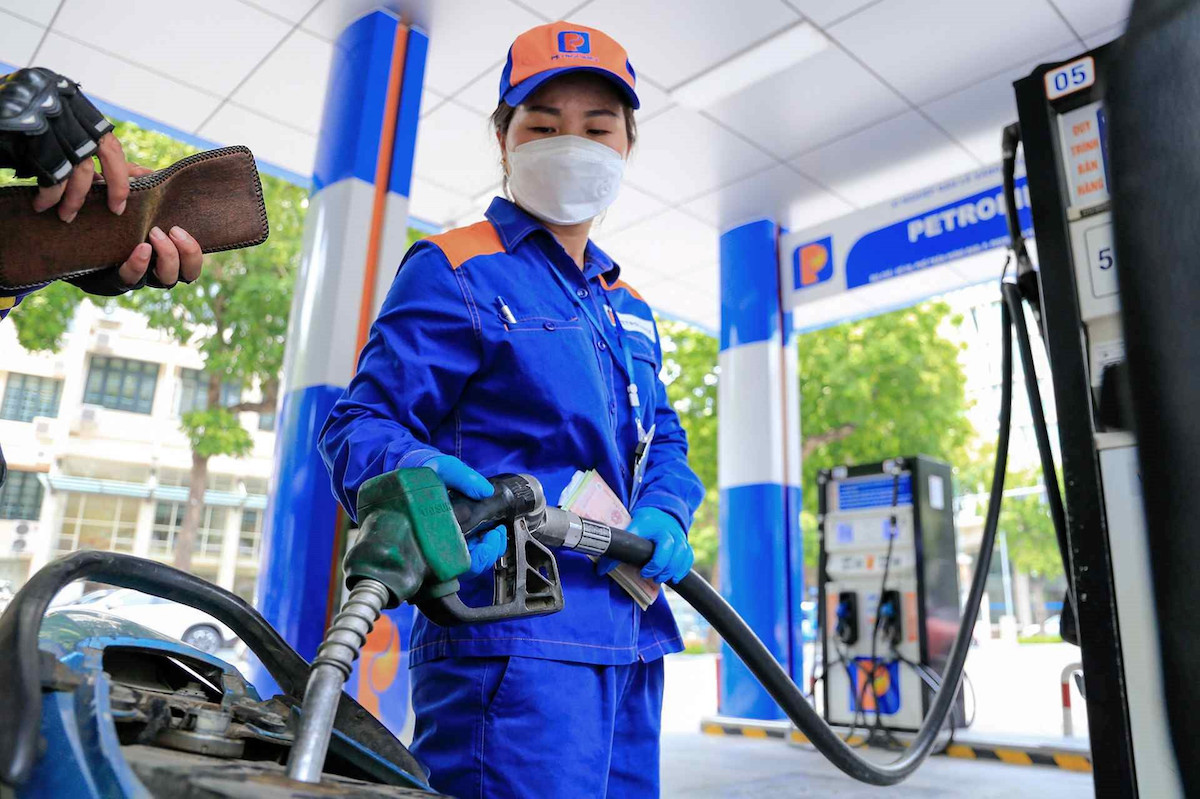 Petrolimex, PVOIL muốn bỏ quỹ Bình ổn giá xăng dầu, nếu không giao cho Nhà nước quản