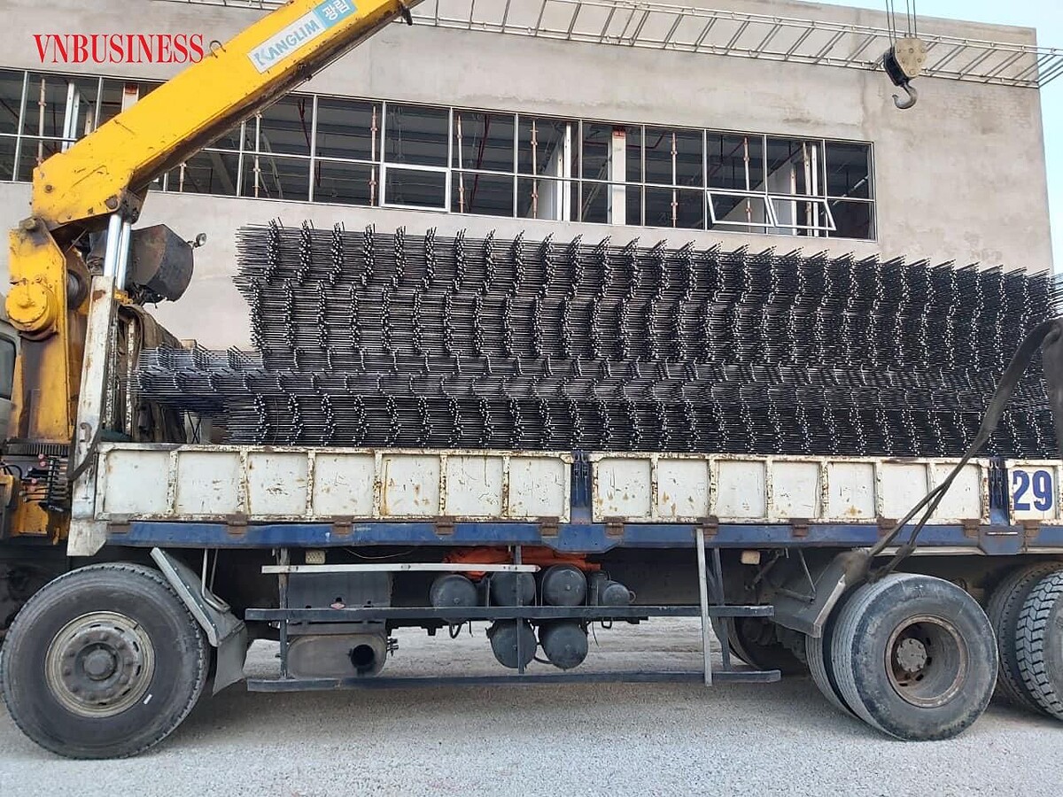 Thị giá cổ phiếu HPG lên cao nhất trong vòng 2 năm, vốn hóa đứng thứ 5 toàn sàn