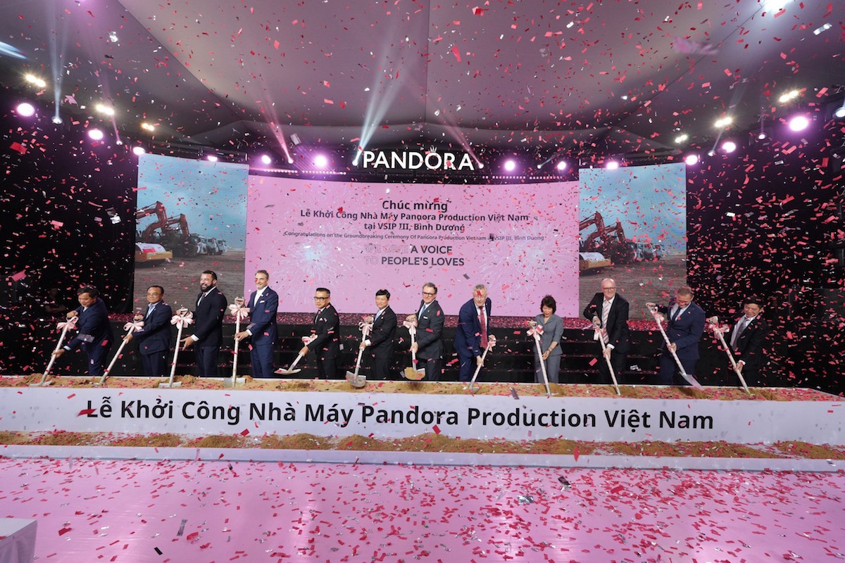 Điều đặc biệt ở nhà máy 150 triệu USD tại Bình Dương của thương hiệu trang sức lớn nhất thế giới