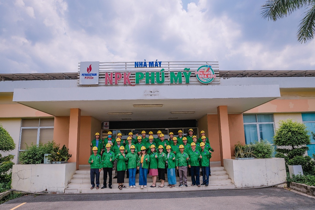 Đoàn khách hàng tiêu biểu tham quan Nhà máy Đạm Phú Mỹ: Tri ân và gắn kết
