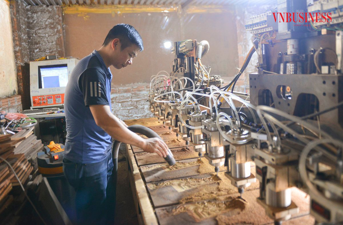 Công nghệ mở lối cho sản phẩm của HTX Mỹ nghệ Vịnh Linh vươn xa