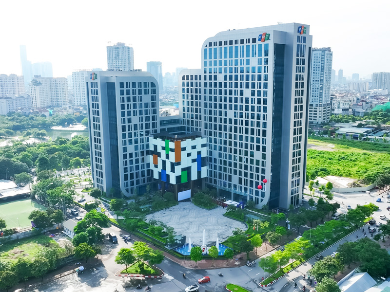 'Soi' cổ phiếu của 2 doanh nghiệp tư nhân lớn nhất trên sàn chứng khoán