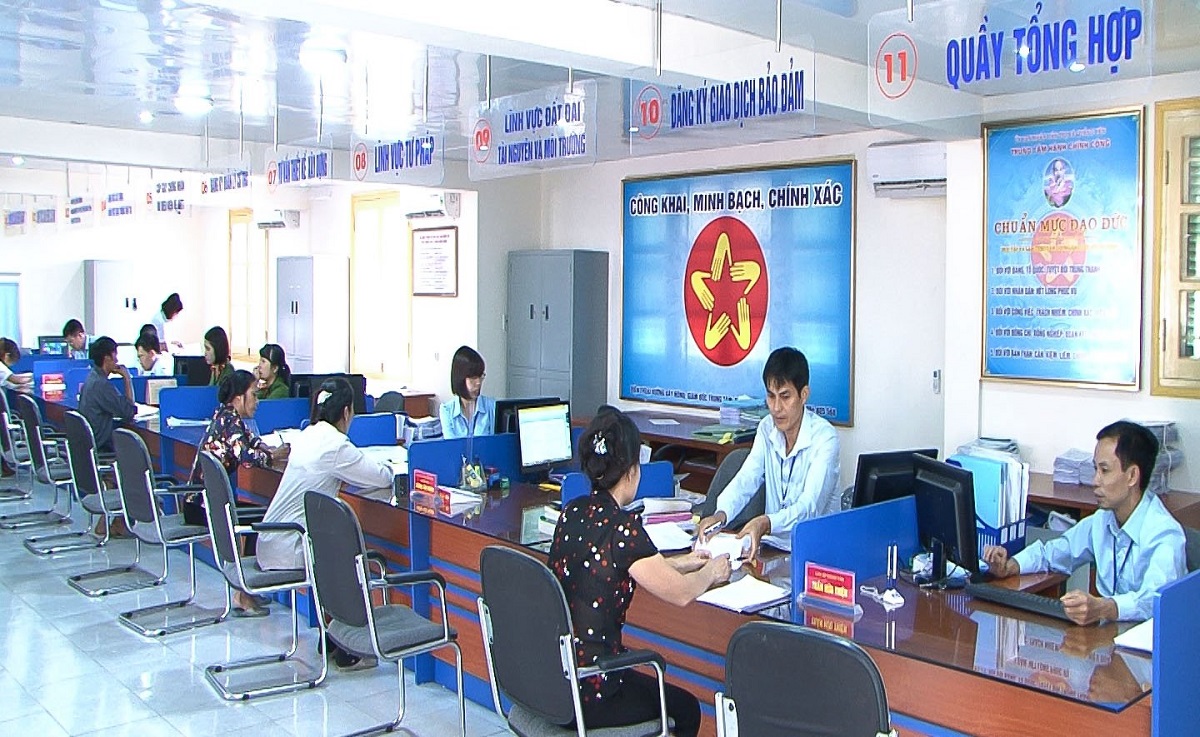 Tăng tốc cải cách thủ tục hành chính cần lắng nghe người dân, doanh nghiệp