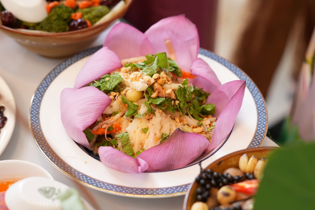 Hà Nội có 18 sản phẩm OCOP được làm từ cây sen
