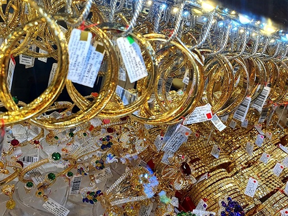 Thị trường vàng bị ‘ô nhiễm’ khi vàng giả mạo nhãn hiệu gia tăng