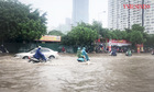 Từ những con phố hóa thành sông đến bài toán chống ngập tại Hà Nội