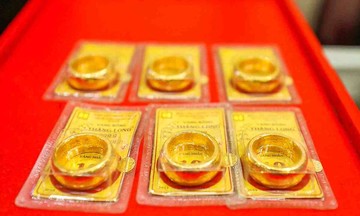 Giá vàng nhẫn quay đầu giảm, dao động trong khoảng 75,60 - 77,00 triệu đồng/lượng