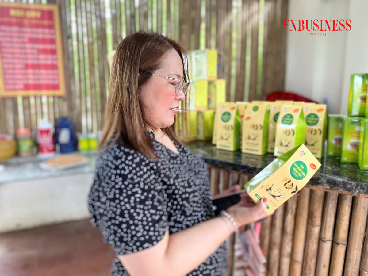 Xem người dân làm du lịch sinh thái 'hái ra tiền' ở một làng nghề ven đô