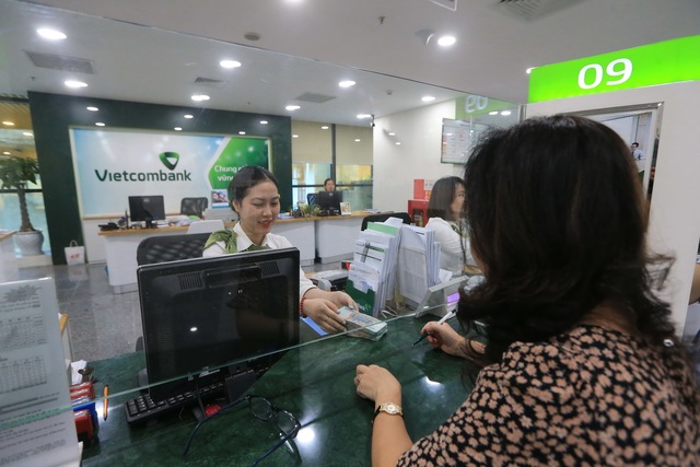 Ai là cổ đông lớn nhất tại Vietinbank, Vietcombank?
