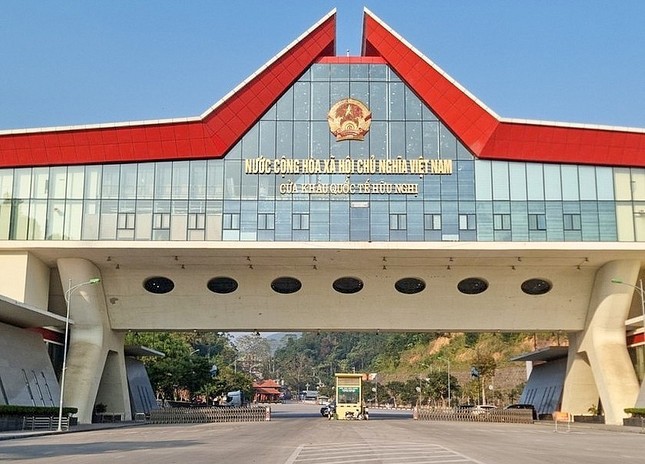 Xuất nhập khẩu Việt Nam - Trung Quốc kỳ vọng sớm cán mốc 200 tỷ USD