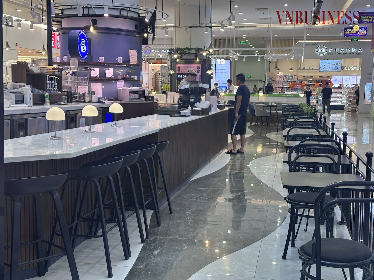 Ngành F&B Việt Nam đối mặt 'Cuộc đại thanh lọc': 30.000 cửa hàng đóng cửa, doanh thu tiếp tục trượt dốc