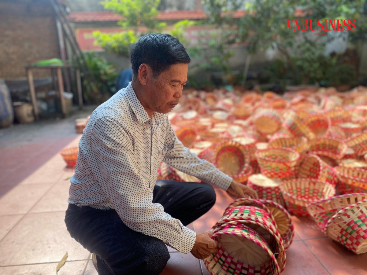 90% sản phẩm mây tre đan của HTX được xuất ngoại, cả làng không ai thất nghiệp