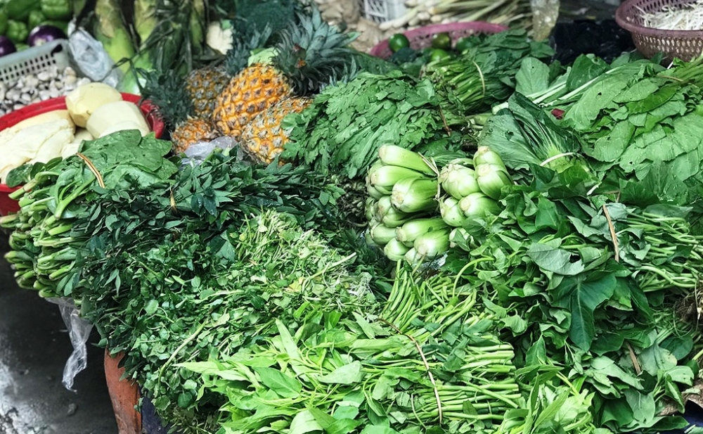 Rau xanh, thực phẩm tươi đảm bảo nguồn cung, ổn định giá cả sau bão