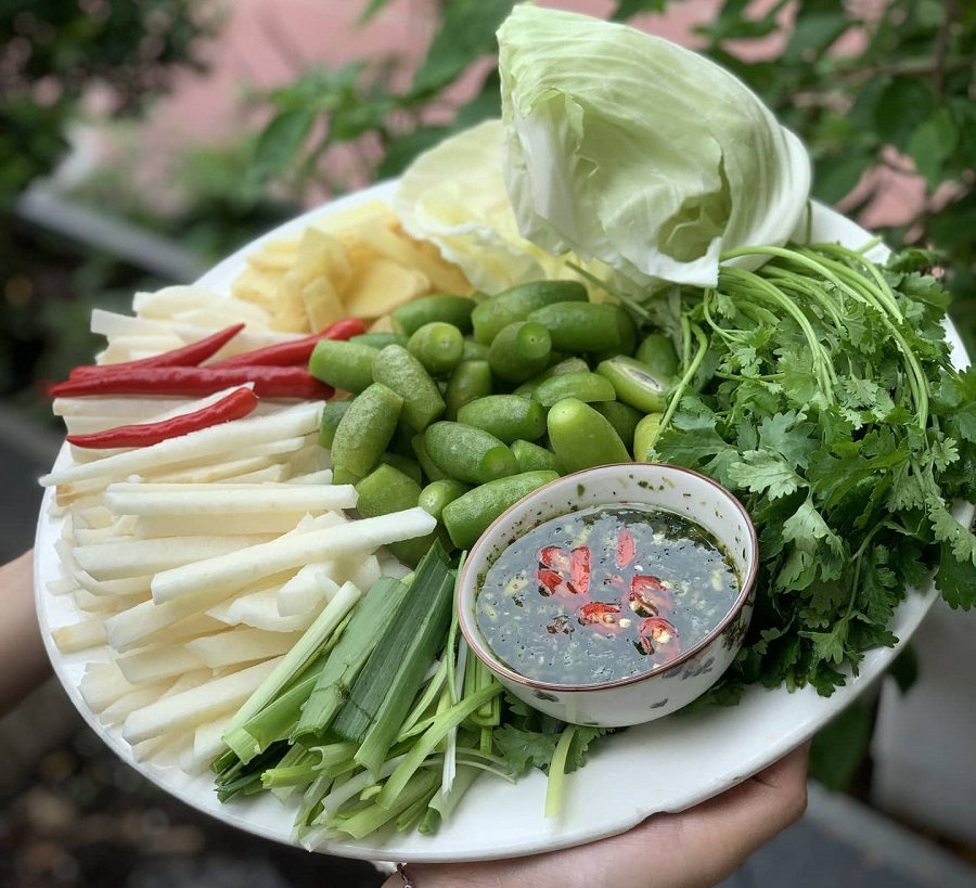 Loại quả quê vừa chua vừa chát, nay thành trái cây nội địa đắt đỏ có giá tới nửa triệu mỗi cân