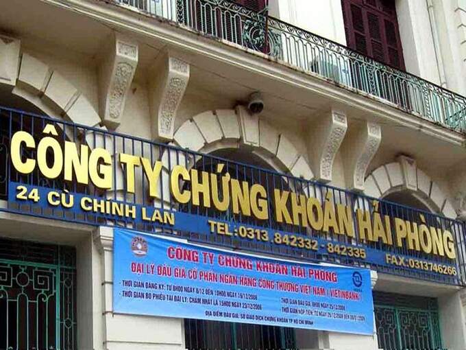 4/5 thành viên HĐQT đồng loạt xin từ nhiệm trong cùng một ngày, Chứng khoán Hải Phòng kinh doanh ra sao?