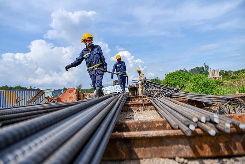 Nhiều địa phương đạt tỷ lệ giải ngân vốn đầu tư công dưới 30% chịu nhiều áp lực