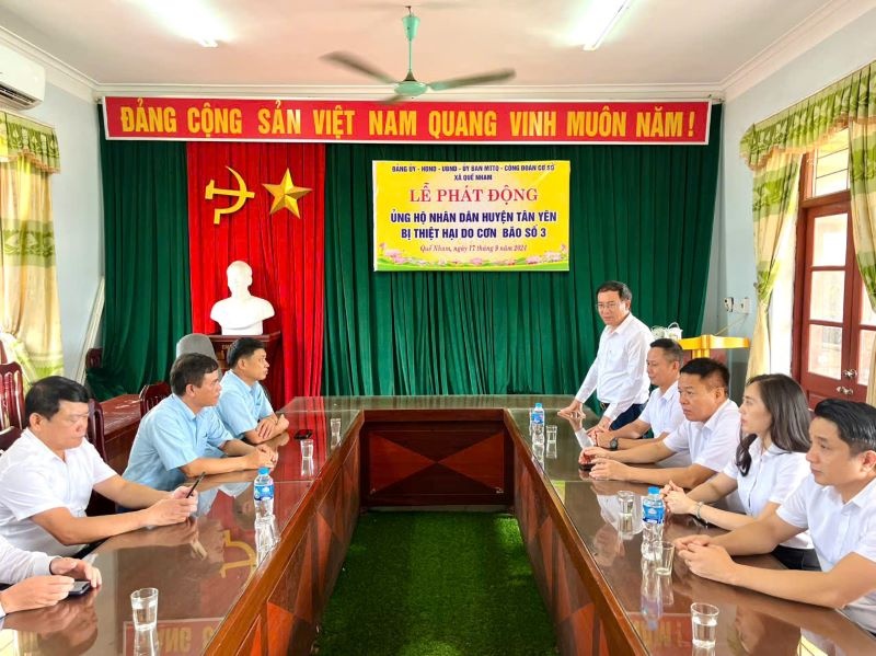 Agribank đồng hành khắc phục hậu quả bão lũ, hỗ trợ khách hàng khôi phục sản xuất