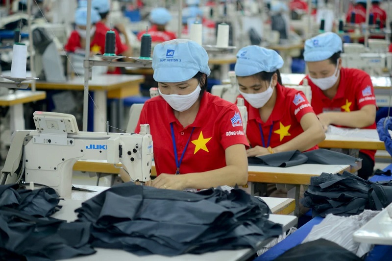 Xuất khẩu các mặt hàng chủ lực bận rộn dịp cuối năm, tự tin nhắm đích 300 tỷ USD?