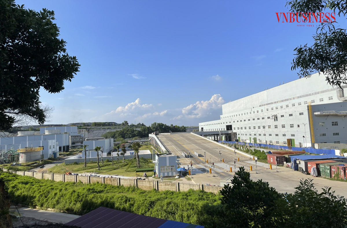 Khám phá nhà máy đốt rác phát điện lớn nhất Việt Nam