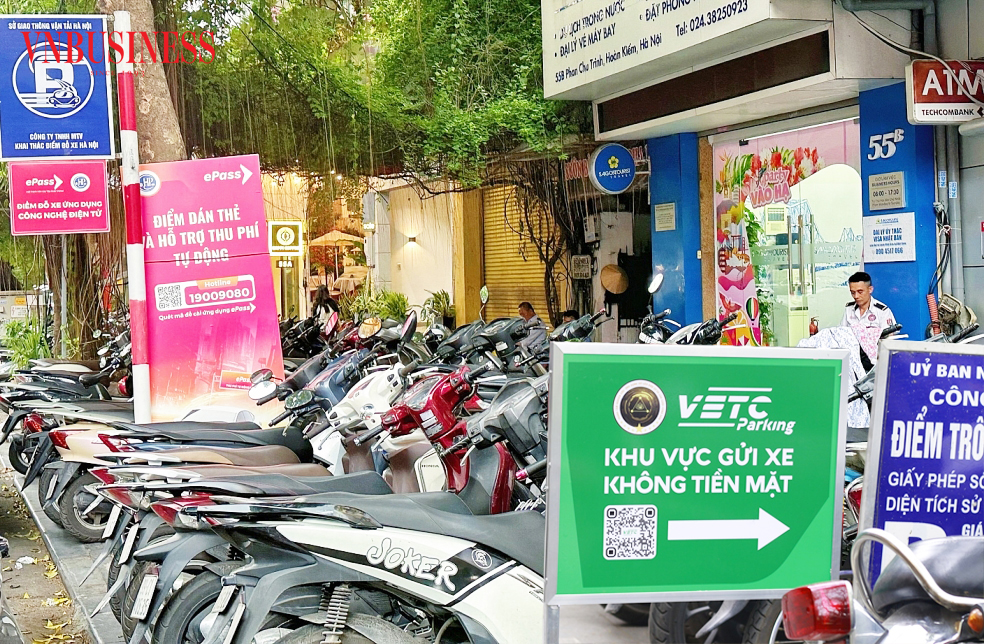 Hà Nội phát triển giao thông thông minh từ thanh toán không dùng tiền mặt