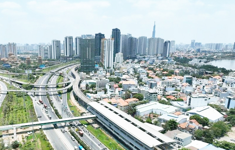 Rót tiền tỷ 'săn' nhà đất gần metro kỳ vọng 'ăn bằng lần'