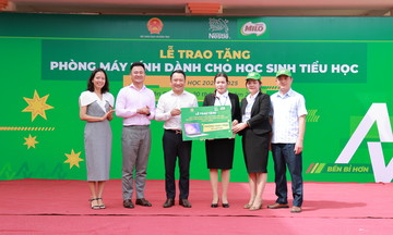 Nestlé MILO trao tặng máy tính cho các trường tiểu học vùng cao