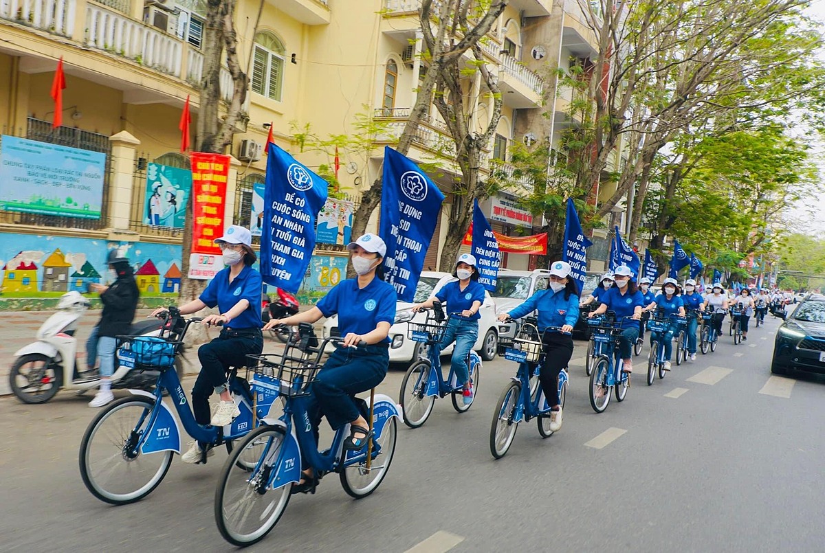 Hải Phòng: Người dân thực hiện quyền lợi BHXH và BHYT bằng CCCD