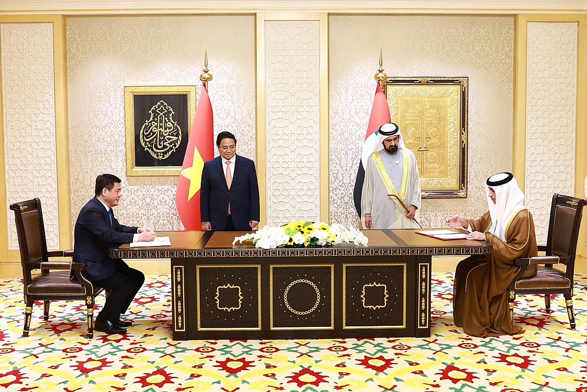 Việt Nam mở cửa thị trường Trung Đông: Ký Hiệp định Thương mại tự do với UAE