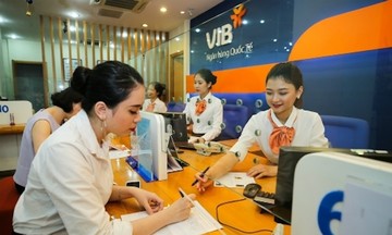 Một sếp VIB muốn gom thêm &#039;hàng&#039; sau khi &#039;cá mập&#039; ngoại thoái bớt vốn