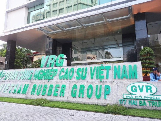 ‘Ông trùm’ khu công nghiệp chi tiền khủng trả cổ tức