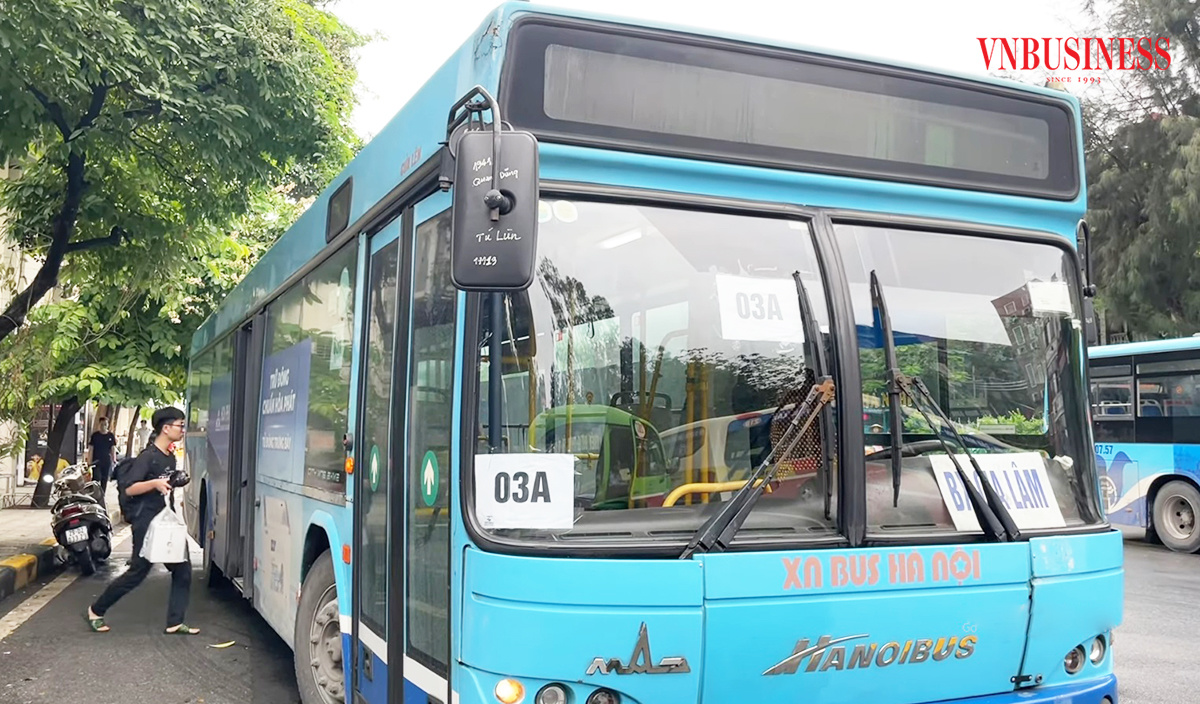 Lợi ích kép từ số hóa thẻ vé giao thông công cộng ở Thủ đô